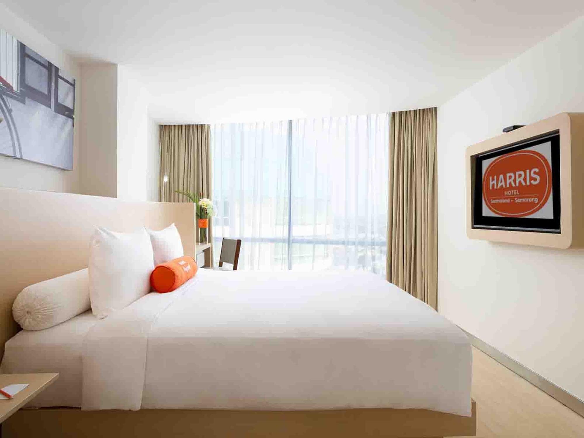 Harris Hotel Sentraland Семаранг Екстериор снимка