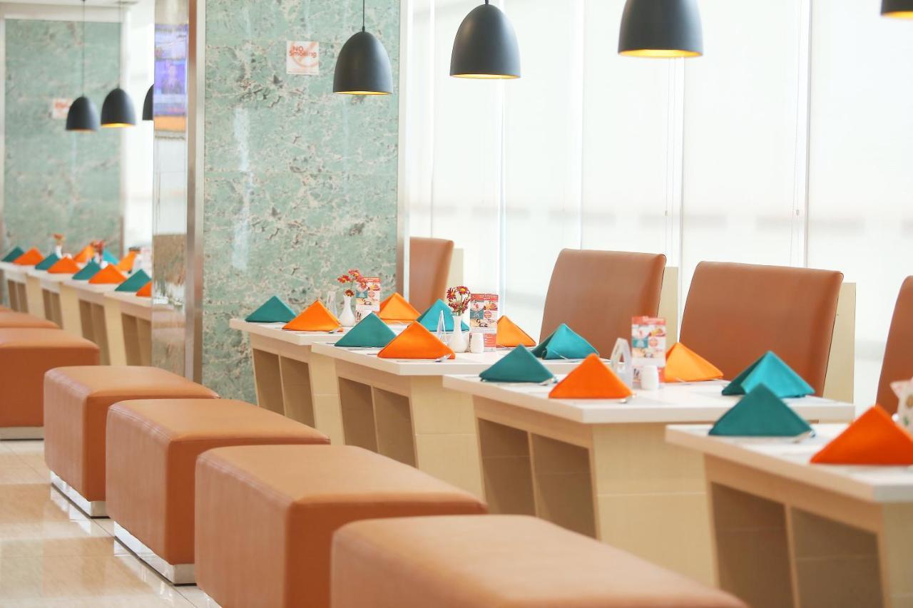 Harris Hotel Sentraland Семаранг Екстериор снимка